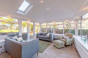 Garden Room - click for photo gallery